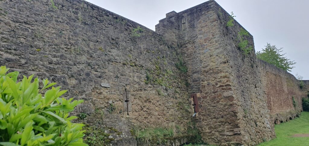 Stadtmauer von Bad Münstereifel sehr gut erhalten